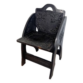 Antique Arts & Crafts Knockdown Chair – Hand Carved Ivy Leaf Motif For Sale