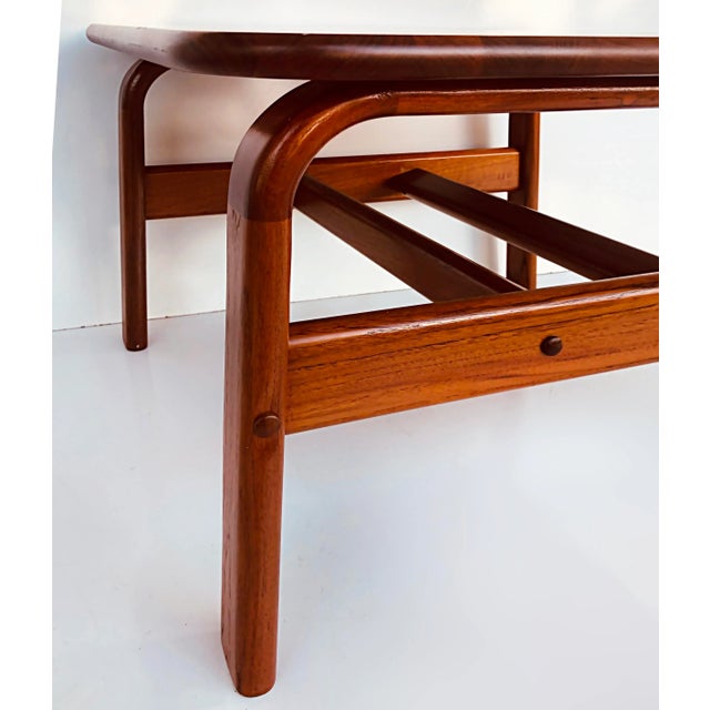 Danish Modern Solid Teak Side Table Rounded Edges & Curved Legs For Sale In Miami - Image 6 of 8