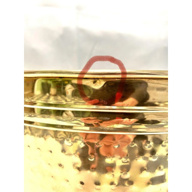 1980s Hammered Brass Magazine Holder - Hollywood Regency Magazine Rack With Tassel Detail For Sale In Louisville - Image 6 of 11