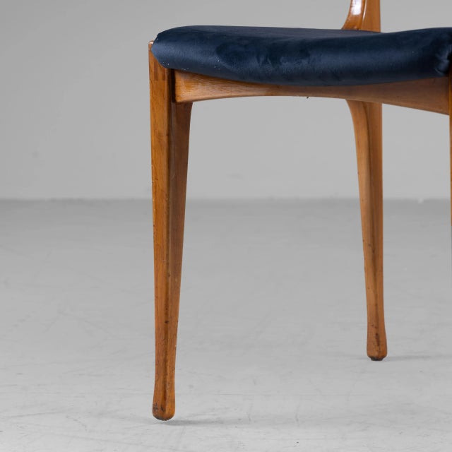 Model 693 Chairs in Wood and Blue Velvet by Carlo de Carli for Cassina, 1957, Set of 6 For Sale - Image 9 of 13