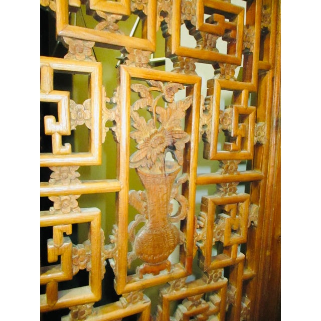 Late 18th Century Chinese Elmwood 4 Panel Design Folding Floor Screen For Sale - Image 4 of 13