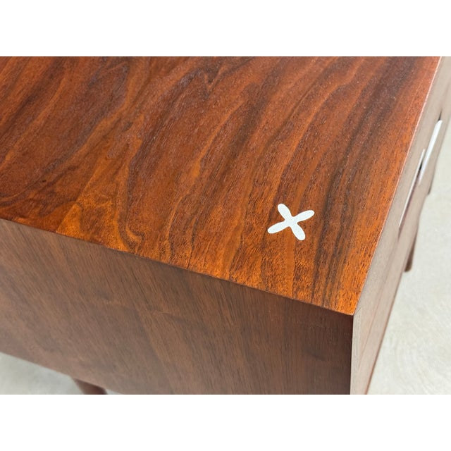 1960s Refinished American of Martinsville Walnut and Aluminum Nightstands - A Pair For Sale - Image 10 of 11