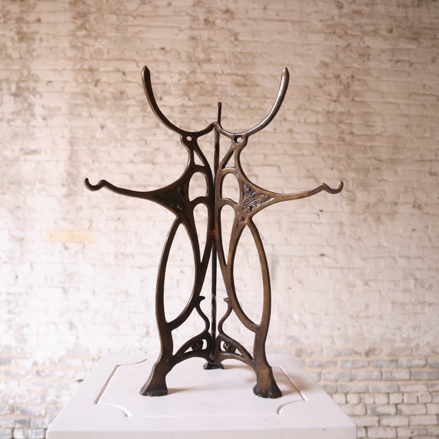 French 19th Century French Art Nouveau Bronze Centerpiece by Montaguelli For Sale - Image 3 of 4
