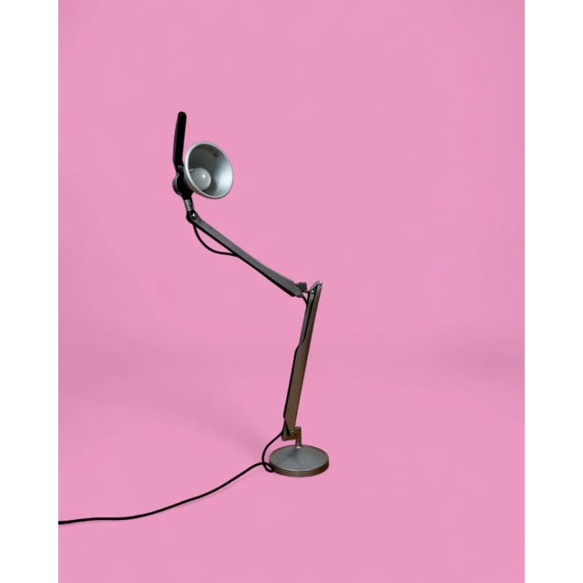 1990s Postmodern Fortebraccio D33 Architect's Desk Lamp by Paolo Rizzatto and Alberto Meda for Luceplan, Italy, 1998 For Sale - Image 5 of 6