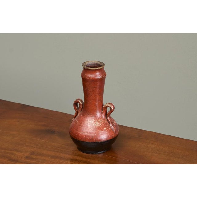 Black Mid-Century Red and Black Studio Pottery Vase with Sculptural Handles, 1930s For Sale - Image 8 of 12
