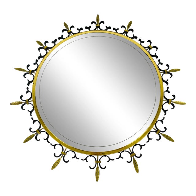 Mid-Century Modern Italian Round Illuminated Brass Wall Mirror, Italy, 1960s For Sale