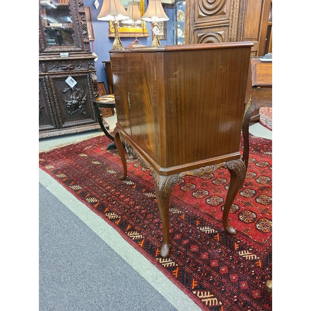 Antique Queen Anne Flamed Mahogany Cocktail Bar / Liquor Chairish