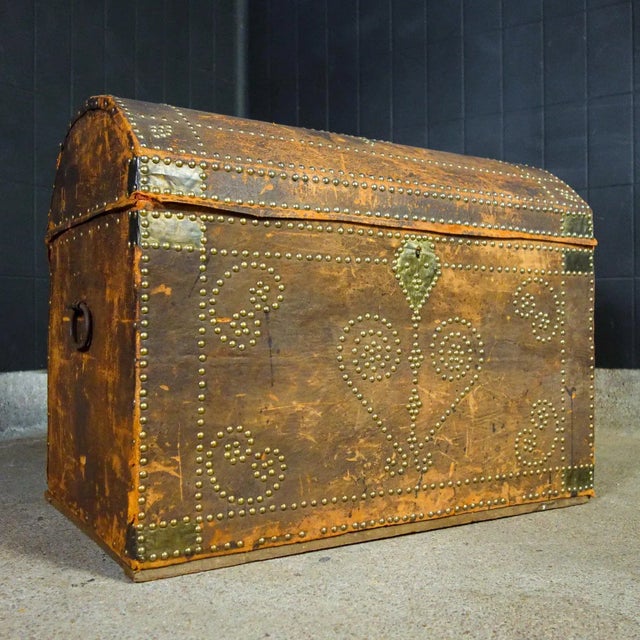 Brocante Swedish Bridal Box in Leather, 19th Century For Sale - Image 11 of 11
