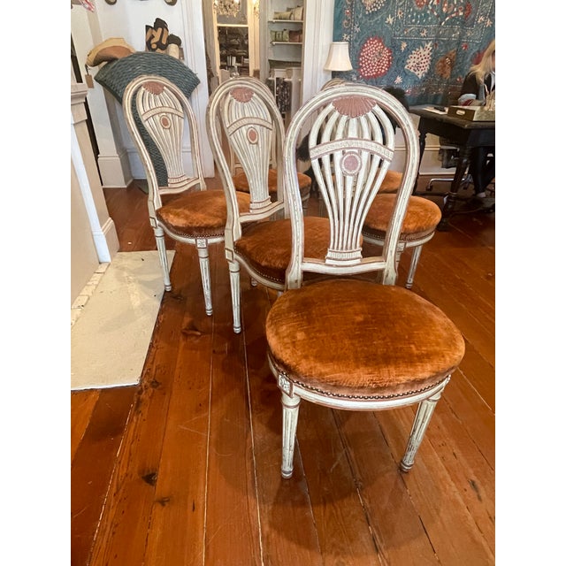 Early 20th Century Set of Six French Balloon Back Dining Chairs For Sale In New Orleans - Image 6 of 9