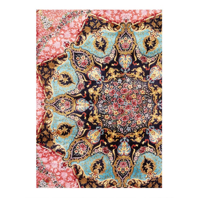 Viscose on a cotton foundation with a medallion This rug has a dense, soft pile, and excellent quality, to ensure that you...