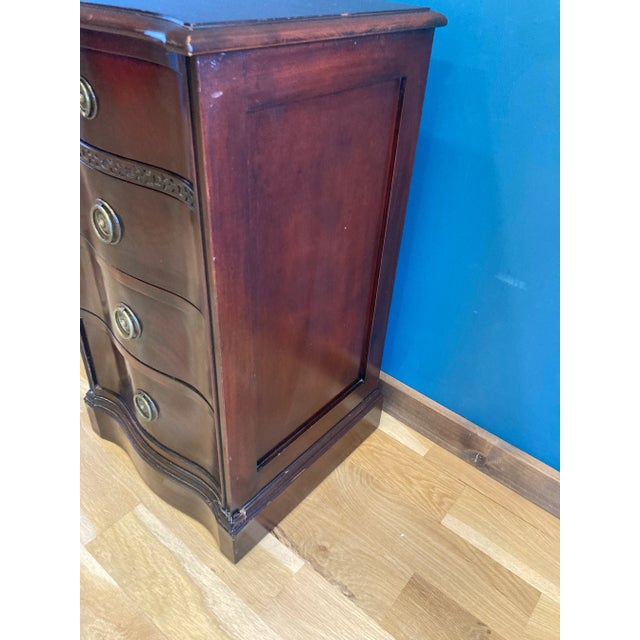 Brown 1930's Sligh Furniture Mahogany 4-Drawer Nightstand For Sale - Image 8 of 11