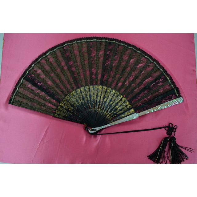 Textile 19th Century Fan with Black Lace Wooden Strands and a Pearly For Sale - Image 7 of 12