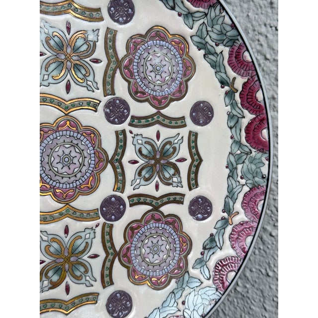 Ceramic Vintage Chinoiserie Decorative Plate For Sale - Image 7 of 11