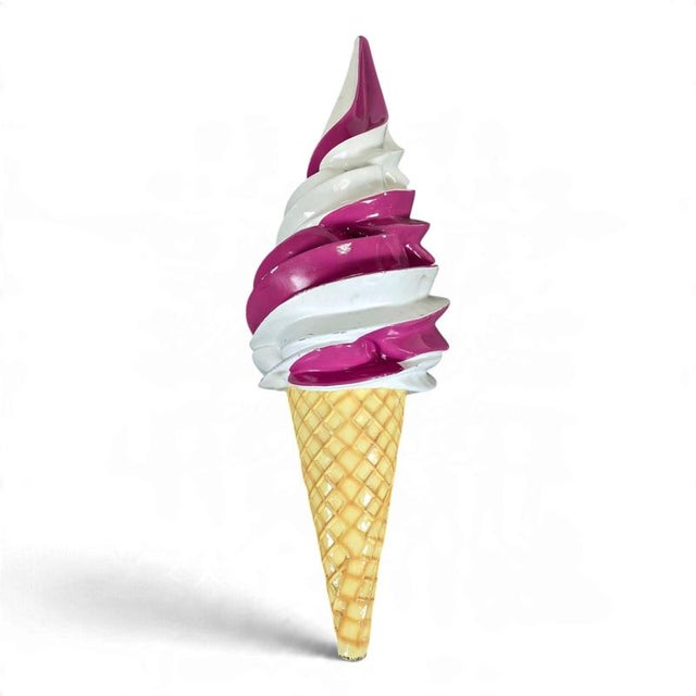 Red Large Advertising Ice Cream Cone in Resin For Sale - Image 8 of 8