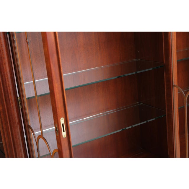 Kindel Neoclassical Mahogany Breakfront Bookcase For Sale In Philadelphia - Image 6 of 18