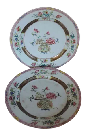 1740 Chinese Export Porcelain Vase of Peonies in Famille Rose Palette Plates - A Pair