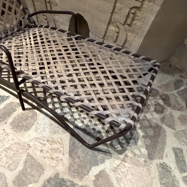 Metal Mid-Century Modern Brown Jordan Tamiami Chaise Lounge Hall Bradley For Sale - Image 7 of 8