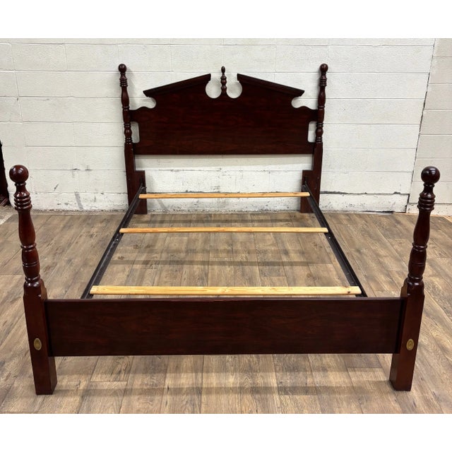 Vintage Convertible Queen or Full Colonial Four Poster Pediment Cannonball Bed For Sale In Kansas City - Image 6 of 10