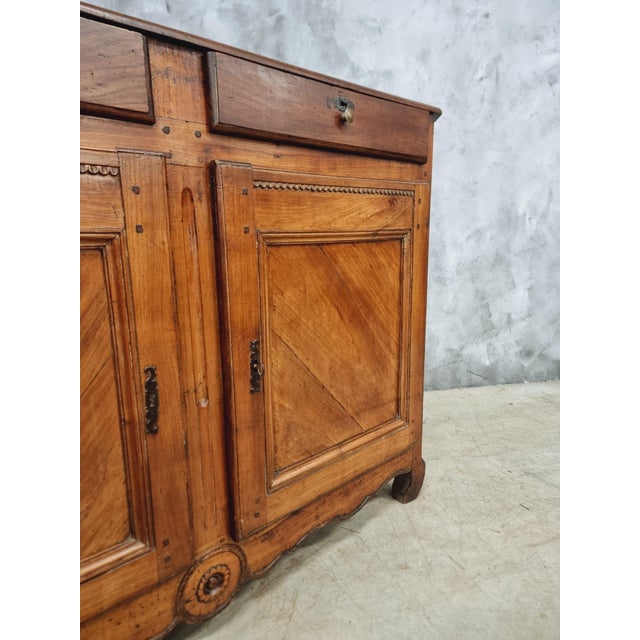Antique Buffet in Cherry and Mahogany For Sale - Image 14 of 18