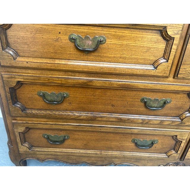 Late 20th Century Late 20th Century Baker Furniture French Burl Wood Top Seven Draw Dresser For Sale - Image 5 of 9