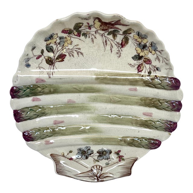 1890s English Majolica Shell Shape Asparagus Plate For Sale
