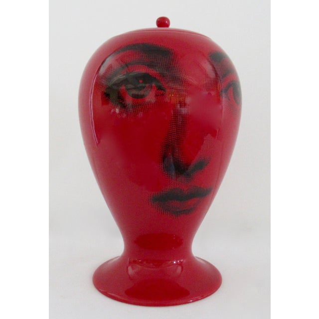 Bitossi C.1960's Piero Fornasetti Signed "Bounanotte," Porcelain Ceramic Lipstick Red Lidded Vessel/Vase For Sale - Image 4 of 12