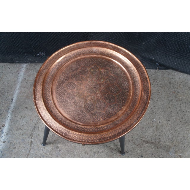 Turkish Hammered Copper Round Coffee Side End Tray Table Plant Stand 26" For Sale - Image 4 of 12