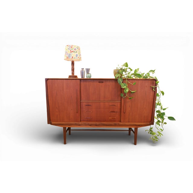 Vintage Danish Teak Cabinet with Bar Section and Sliding Doors from Clausen & Søn, 1960s For Sale - Image 15 of 18