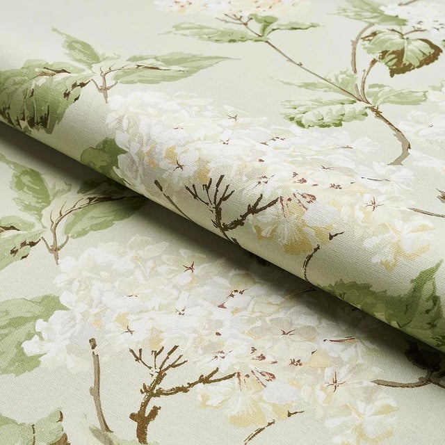 Schumacher Sample - Schumacher Summer Hydrangea Fabric in Celandon For Sale - Image 4 of 5