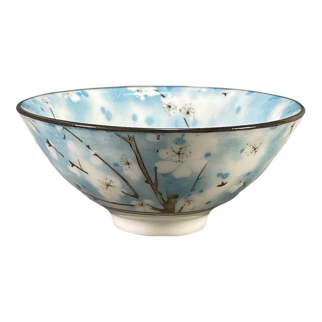 Blue & White Porcelain Bowl With Prunus Blossom Motif For Sale