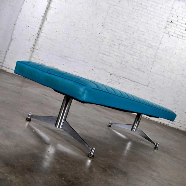 Mid 20th Century Bench Daybed Turquoise Vinyl Faux Leather & Chrome After Arthur Umanoff for Madison Furniture Co For Sale - Image 6 of 13