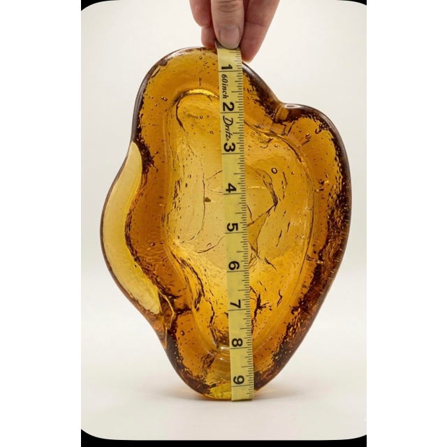 Winslow Anderson Mid-Century Modern Blenko Amber Freeform Glass Organism Bowl by Winslow Anderson For Sale - Image 4 of 5