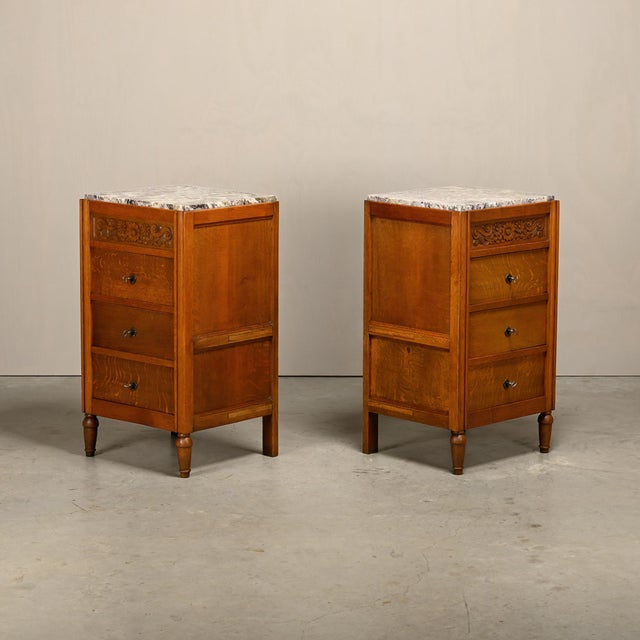 French Art Deco Nightstands in Oak and Marble, 1930s, Set of 2 For Sale - Image 6 of 18