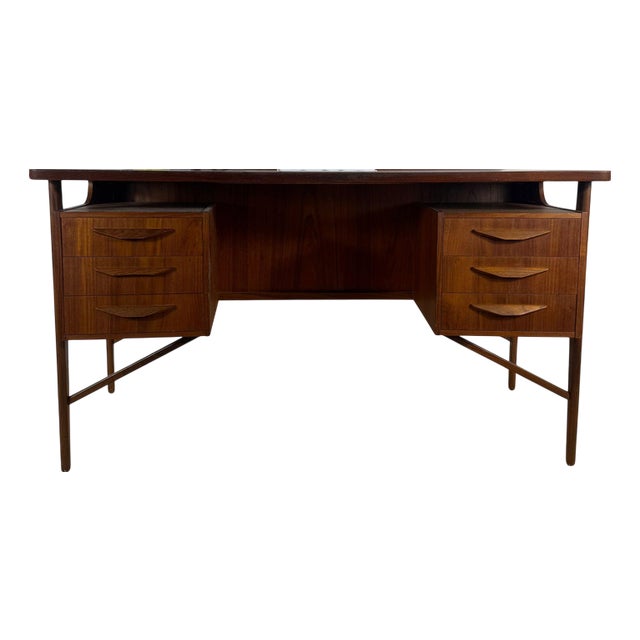 Vintage Teak Writing Desk by Svend Åge Madsen for H.P. Hansen, 1960s For Sale
