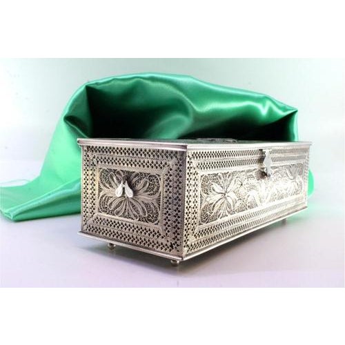 Filigree Silver Box with Applications and Monogram Plaque Lid and Round Feet For Sale - Image 9 of 11