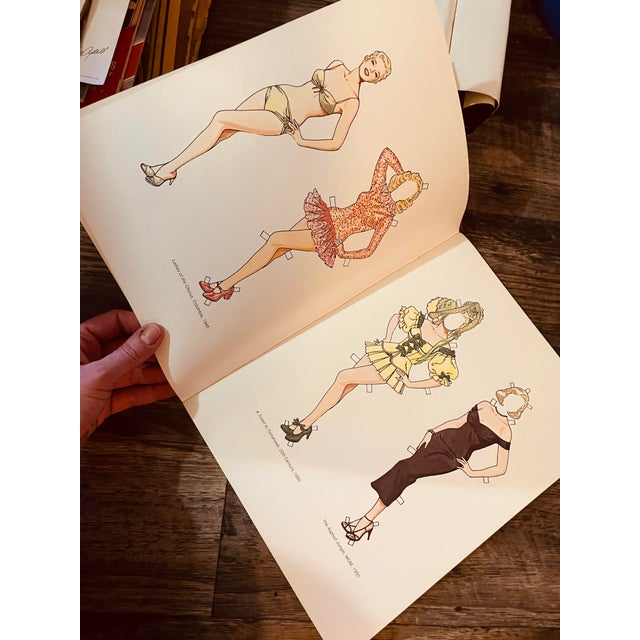 Marilyn Monroe Paper Doll Book/Uncut For Sale - Image 4 of 9