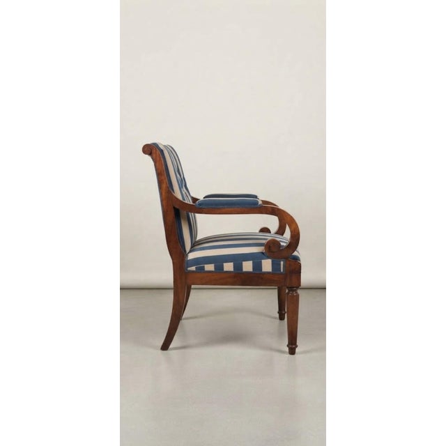 Antique Hungarian Lounge Chair in Blue and Cream Striped Fabric with Turned Wooden Legs, 1900s For Sale - Image 3 of 7