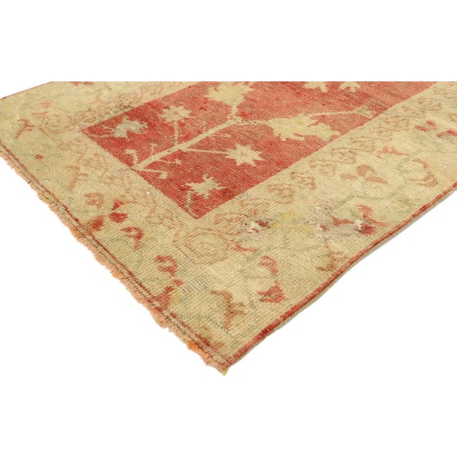 Distressed Vintage Turkish Oushak Accent Rug Turkish Prayer Rug 02'09 X 04'05. This hand-knotted wool distressed vintage...