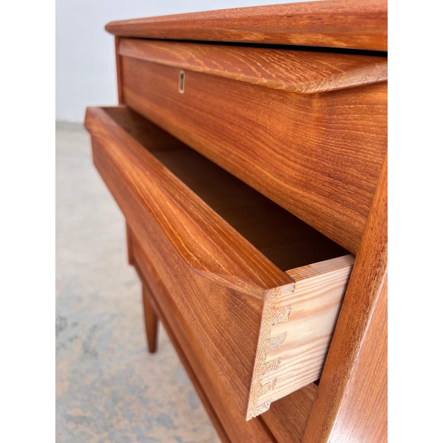 No. 80 Chest of Drawers in Teak by Egon Tachjelm for Odder, 1960s For Sale - Image 3 of 11
