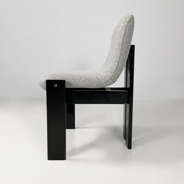 Italian Modern Black Lacquered Wood and Grey Fabric Chairs from Salocchi, 1970s, Set of 6 For Sale - Image 4 of 18