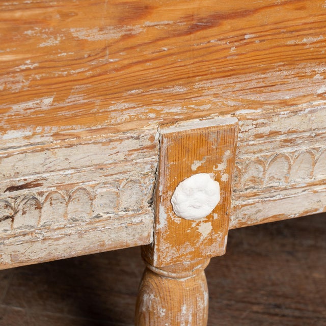 19th Century Swedish Gustavian Original Gray Painted Pine Bench For Sale - Image 15 of 17
