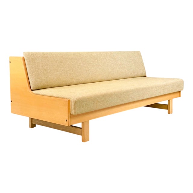 Danish Sofa by Hans J. Wegner for Getama, 1954 For Sale