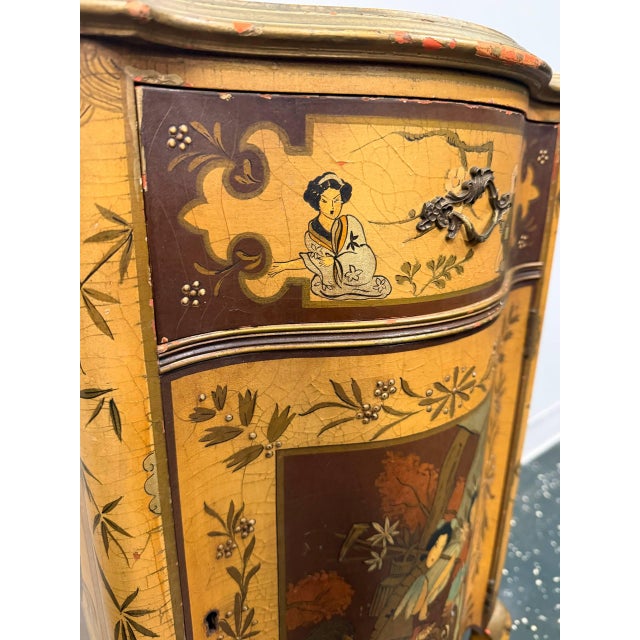 Chinoiserie Vintage Chinoiserie Hand-Painted Asian Accent Cabinet For Sale - Image 3 of 7