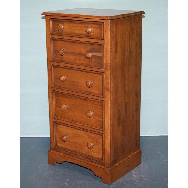 Antiques of London This beautifully crafted Willis & Gambier tallboy chest of drawers showcases fine contemporary British...