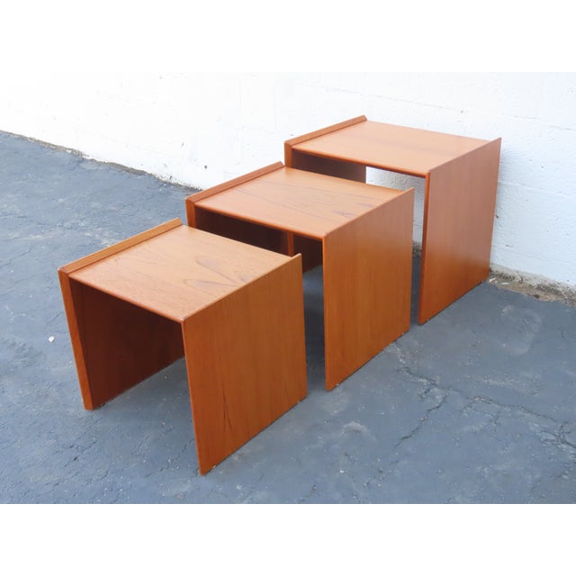 Danish Modern Waterfall Teak Wood Veneer Nesting Side End Tables 3pc Set 6650 For Sale - Image 14 of 15