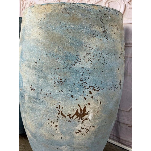 Mid 20th Century Pair of Large Atelier Vierkant Style Planters - Ocean Blue Patina Barrel Pots For Sale - Image 5 of 12