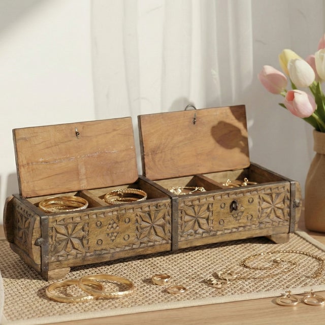 Farmhouse 1980s Hand Carved Wooden Double Section Box For Sale - Image 3 of 8