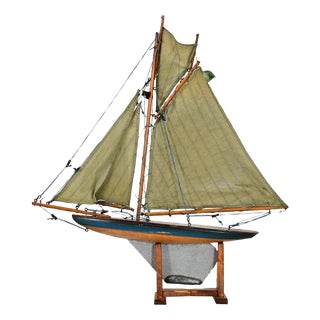 Scottish Early 20th C. Pond Yacht For Sale