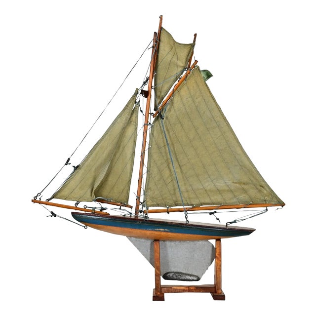 Scottish Early 20th Century Pond Yacht For Sale