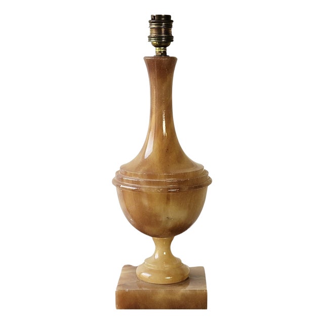 French Neoclassical Alabaster Pedestal Table Lamp, 1960s For Sale